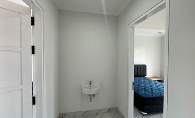 Dijual Townhouse American Style Minimalis Modern di Pusat Kota Denpasar.