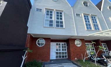 Dijual Townhouse American Style Minimalis Modern di Pusat Kota Denpasar.