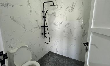 Dijual Townhouse American Style Minimalis Modern di Pusat Kota Denpasar.