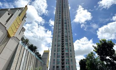 Rare Item! Luxurious Riverside Living at Watermark Chaophraya – 145.94 sq.m., High Floor with Panoramic River View