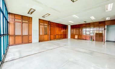 Warm Shell office space for rent along Chino Roces Ave., in Makati City