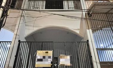 Sewa Cepat Rumah Teluk Gong 4 lantai Ada Rooftop Brand New