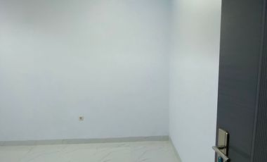 Sewa Cepat Rumah Teluk Gong 4 lantai Ada Rooftop Brand New