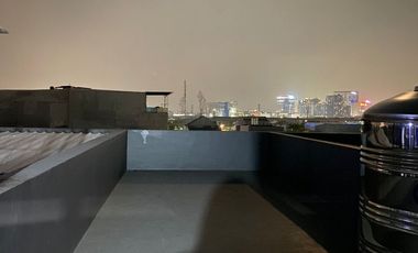 Sewa Cepat Rumah Teluk Gong 4 lantai Ada Rooftop Brand New