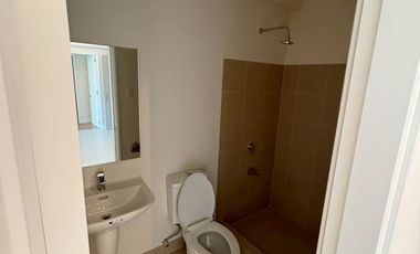 💰 ₱10,787,330 | LARSEN TOWER by ROCKWELL – 2BR Penthouse (57 sqm) with 1 Parking | Facing Gardens & Amenities