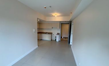 💰 ₱10,787,330 | LARSEN TOWER by ROCKWELL – 2BR Penthouse (57 sqm) with 1 Parking | Facing Gardens & Amenities