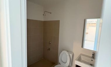 💰 ₱10,787,330 | LARSEN TOWER by ROCKWELL – 2BR Penthouse (57 sqm) with 1 Parking | Facing Gardens & Amenities