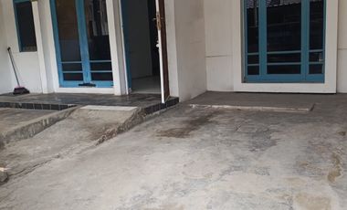 DISEWAKAN RUMAH BESAR JARANG ADA HARGA TERMURAH DI CITRA GARDEN 5