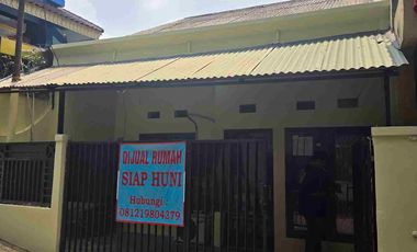 jual rumah siap huni,sangat stretegis,cocok utk usaha, dekat ke jalan raya