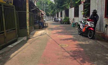 jual rumah siap huni,sangat stretegis,cocok utk usaha, dekat ke jalan raya