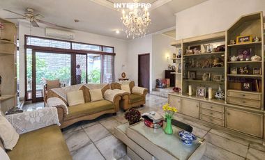 Rumah Hook Super Adem Dijual Puri Indah Dalam Cluster Ada Taman - LT 532m2