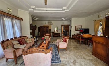 VILLA FOR QUICK SALE FULLY FURNISHED IN SEMINYAK