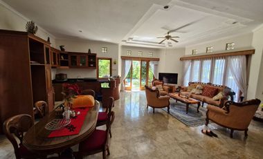 VILLA FOR QUICK SALE FULLY FURNISHED IN SEMINYAK