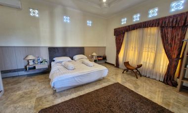 VILLA FOR QUICK SALE FULLY FURNISHED IN SEMINYAK