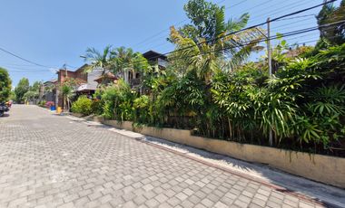 VILLA FOR QUICK SALE FULLY FURNISHED IN SEMINYAK
