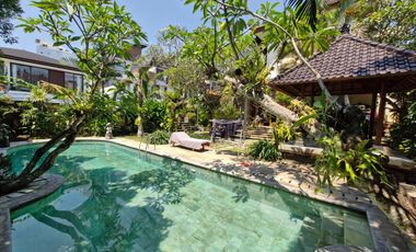 VILLA FOR QUICK SALE FULLY FURNISHED IN SEMINYAK