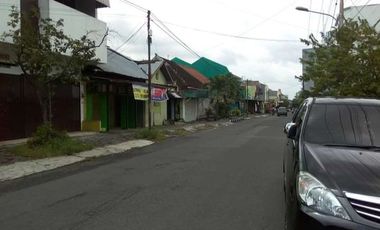 Disewakan Rumah Di Jebres Solo Cocok Untuk Resto