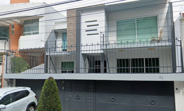 CASA EN CIUDAD SATELITE NAUCALPAN DE JUAREZ EN GRAN VENTA DE REMATE