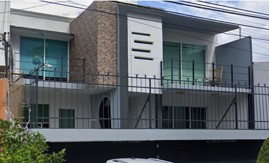 CASA EN CIUDAD SATELITE NAUCALPAN DE JUAREZ EN GRAN VENTA DE REMATE