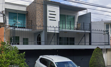 CASA EN CIUDAD SATELITE NAUCALPAN DE JUAREZ EN GRAN VENTA DE REMATE