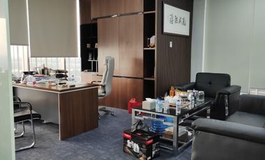 sewa unit office gold coast PIK tower eiffel furnish