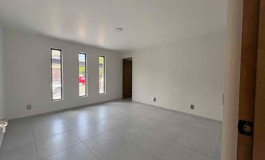 CASA EN RENTA O VENTA PARA OFICINAS, POR LA MINERVA