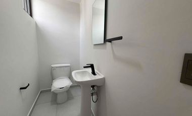 CASA EN RENTA O VENTA PARA OFICINAS, POR LA MINERVA