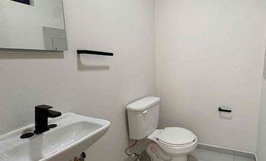 CASA EN RENTA O VENTA PARA OFICINAS, POR LA MINERVA