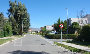 Vendemos Hermosa y amplia Casa en exclusivo Condominio