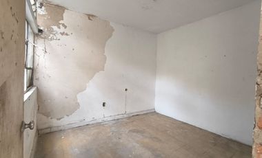 VENDO CASA LOTE EN EL BARRIO AURORA