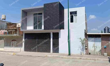 VENTA DE CASA EN COL VICENTE LOMBARDO POR SALIDA A CHARO
