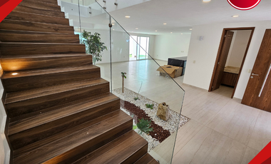 CASA EN VENTA EN METEPEC CERCA DEL INSTITUTO INDIGO