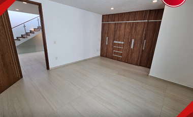 CASA EN VENTA EN METEPEC CERCA DEL INSTITUTO INDIGO