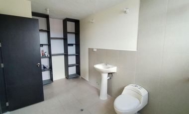 Casa en venta, sector Alangasi, cerca de Supermaxi San Gabriel