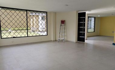 Casa en venta, sector Alangasi, cerca de Supermaxi San Gabriel