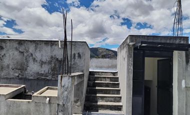 Casa en venta, sector Alangasi, cerca de Supermaxi San Gabriel