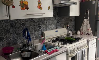 Linda casa dúplex en Lomas Lindas