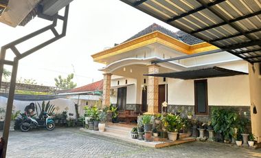 Rumah Besar Jln. Serma Abdullah, Bojonegoro