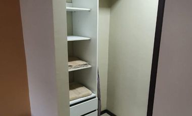 ALQUILER DE SUITE AMOBLADA EN EDIFICO TRADE BUILDING