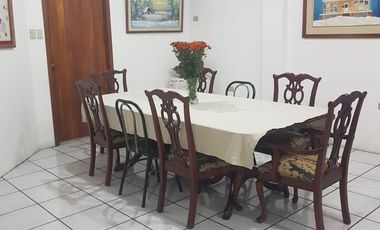 SE ARRIENDA CASA CERCA DEL PARQUE LA ROTONDA