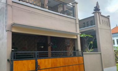 RUMAH MINIMALIS SIAP HUNI 4BR MODERN SEMI FURNISHED DENPASAR TIMUR