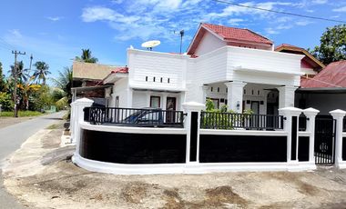 Jual Rumah di Komplek Bsd 1, koto tangah padang