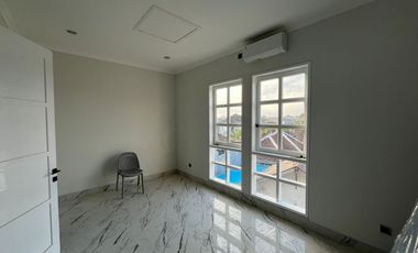 HUNIAN READY UNIT 2BR FURNISHED LOKASI STARTEGIS DI KEROBOKAN BALI