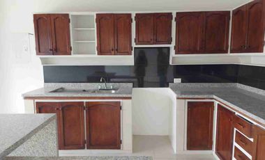 RENTA - CASA 3 HABITACIONES -  CARCELEN - QUITO