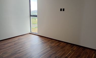 CASA EN VENTA EN LOMALTA TRES MARIAS MORELIA