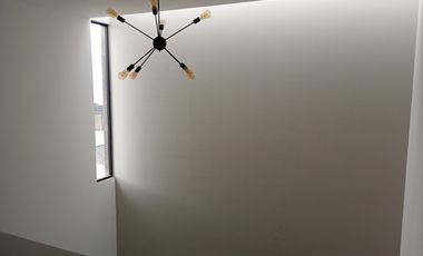 CASA EN VENTA EN LOMALTA TRES MARIAS MORELIA