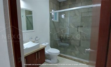 CASA EN RENTA EN LOMAS DE JURIQUILLA, QRO. CERCA DE LA UVM