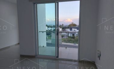 CASA EN RENTA EN LOMAS DE JURIQUILLA, QRO. CERCA DE LA UVM