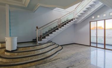 FOR SALE RUMAH MEWAH 3LT FURNISHED KAWASAN STARTEGIS DENPASAR