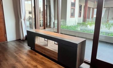FOR RENT VILLA MEWAH BARU 4BR DEKAT PANTAI SINDHU SANUR